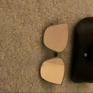 Diff Eyewear Black and Gold Sunglasses